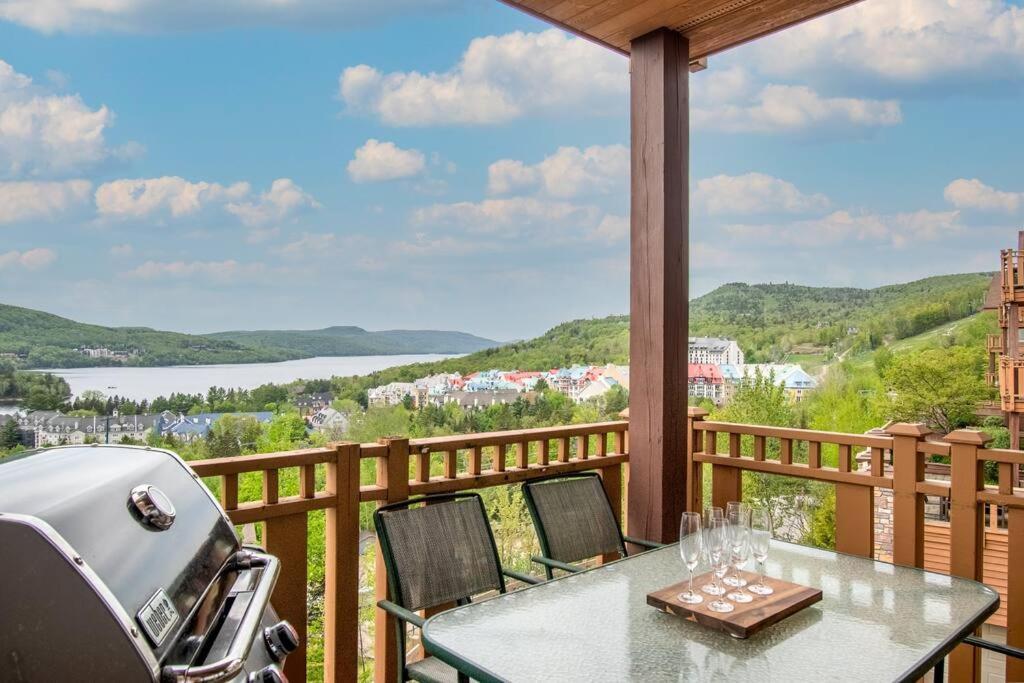 Апартаменты Tremblant Prestige - Altitude 170-5 Мон-Трамблан Экстерьер фото