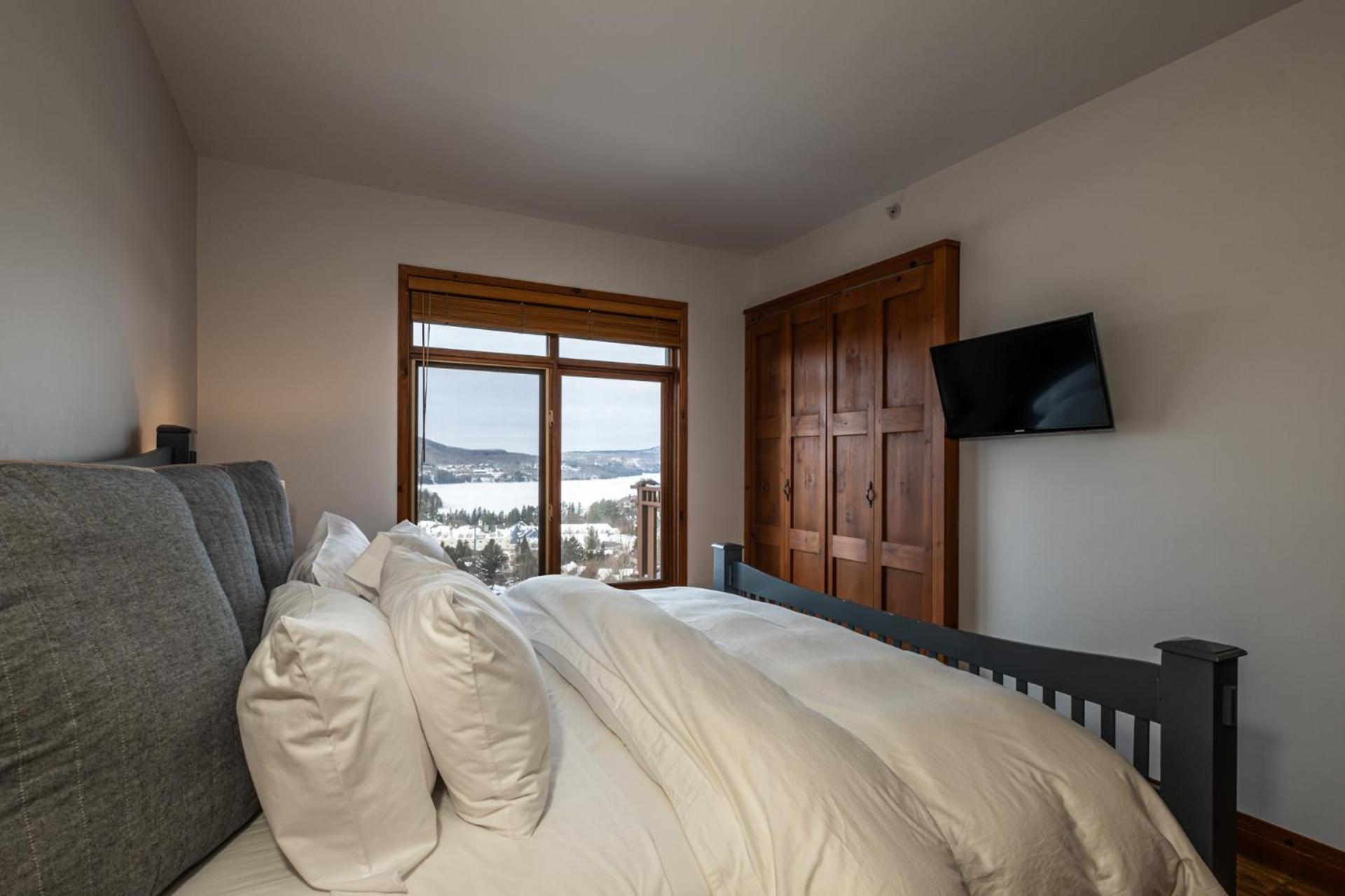 Апартаменты Tremblant Prestige - Altitude 170-5 Мон-Трамблан Экстерьер фото